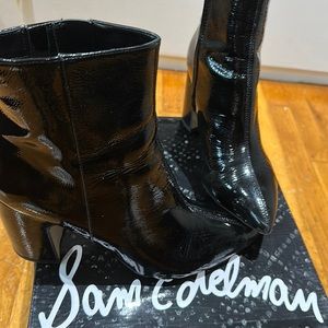 Hilty, Black Crinklelea 3 inch Boots